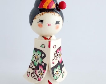 Vintage Japanese Creative Kokeshi Doll – “Sakura Komachi” by Masayoshi Yamagishi – 16 cm Handcrafted Wood Doll – Japanese Folk Art