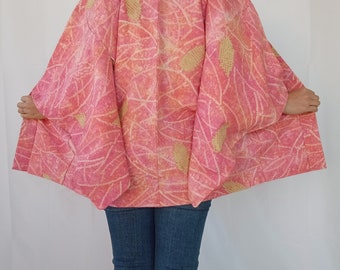 Japanese Women's Silk Kimono Jacket Size L, Salmon Pink Shibori Haori with Leaf Pattern, Vintage Japanese Kimono Cardigan, Short Kimono