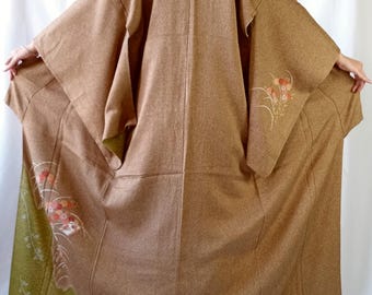 Vintage Chirimen Silk Kimono: Japanese Women's Robe – Brown & Green – Chrysanthemum Motif – Size M