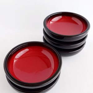 Vintage Japanese Lacquer Kobachi Bowl Set – Red & Black Urushi Small Bowls – 1990s Traditional Lacquerware – Wabi-Sabi Japanese Tableware
