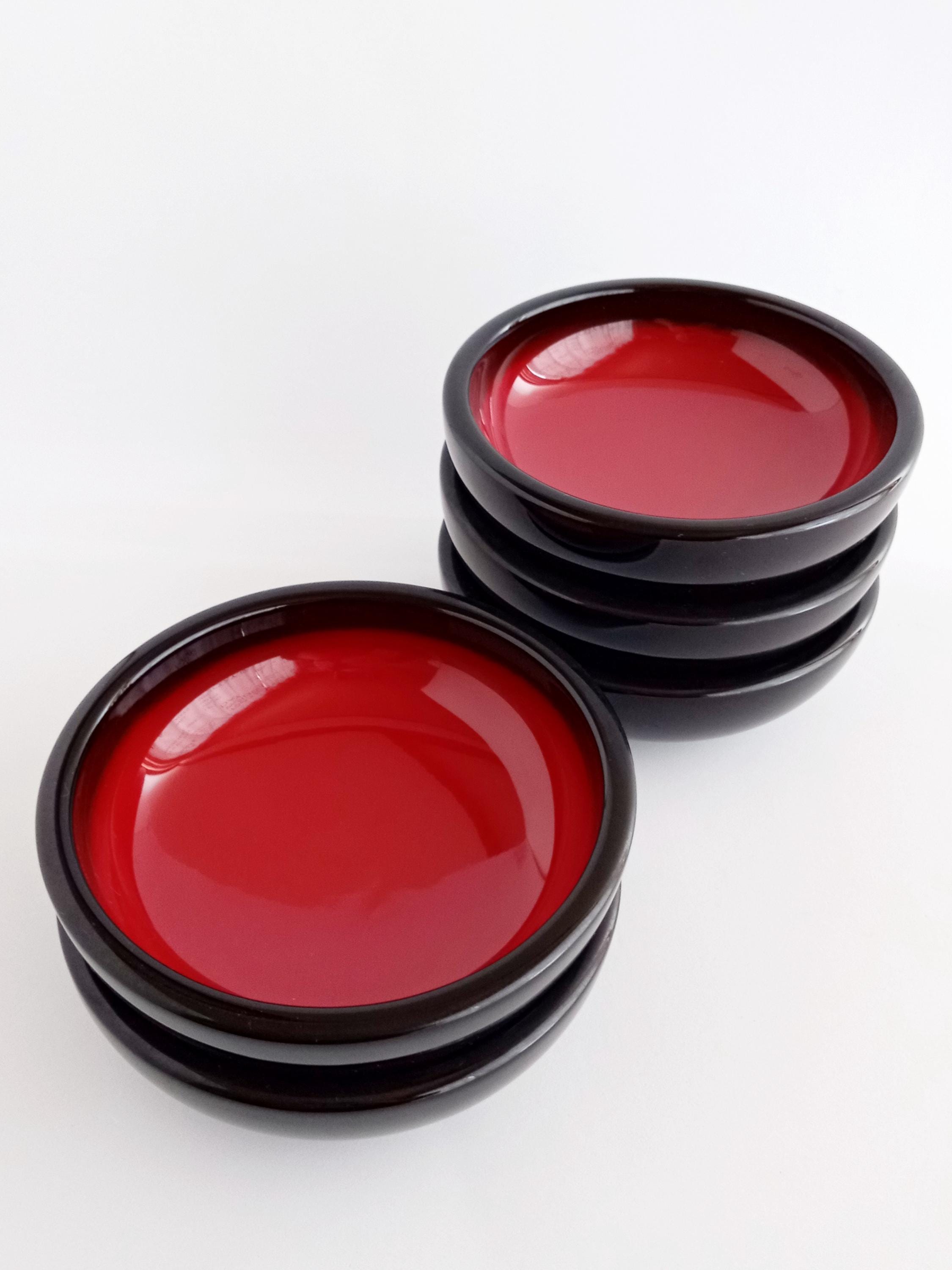 ヴィンテージの漆塗り小鉢セット：赤と黒の食器 - Etsy 日本