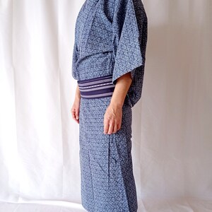 Men&#39;s Yukata Kimono Size S, Blue Cotton Summer Kimono, Vintage Japanese Yukata, Dressing Gown with Abstract Pattern, Gift for Him