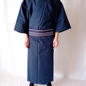 Vintage Japanese Men's Kimono – Dark Blue Tsumugi Silk Robe – Traditional Kimono Jacket – Samurai Style Loungewear – Japan Dressing Gown