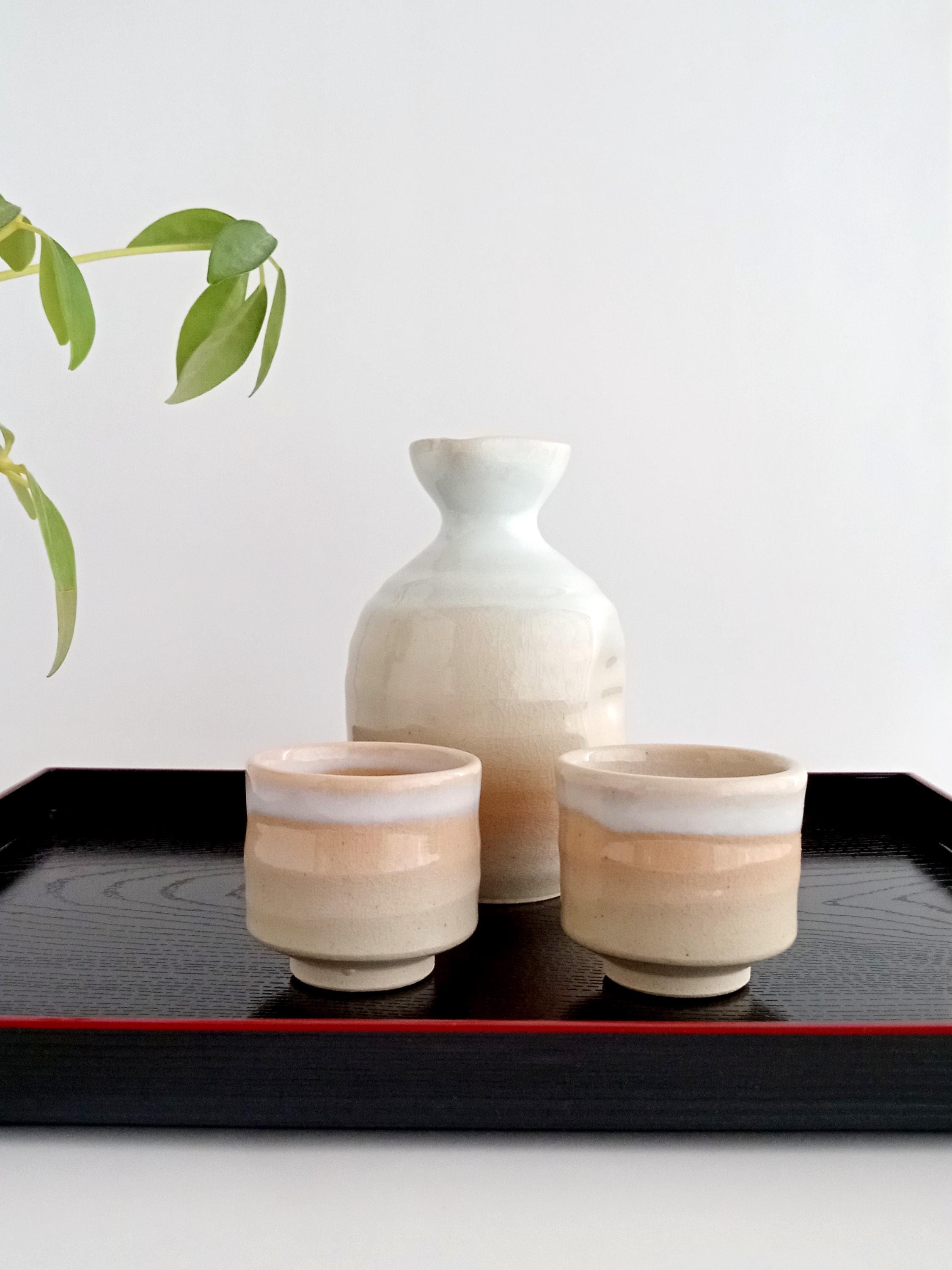 萩焼 片口酒器 ぐい呑み2点 酒器セット 七化け 日本酒 萩焼 片口酒器 ぐい呑み2点 酒器セット 七化け 日本酒 萩焼 片口酒器