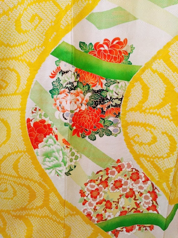 SALE - Vintage Furisode Yellow Kimono Robe with C… - image 8