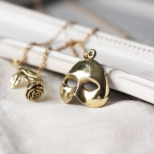 rose and mask gold necklace,half mask with rose pendant,golden mask with rose necklace,charm mask and rose necklace,tiny jewelly necklace
