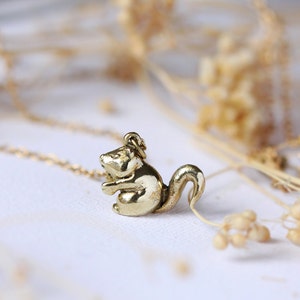cute small squirrel necklace,small squirrel pendant,gold squirrel pendant,charm squirrel necklace,small squirrel jewellry,rustic jewellry