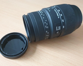 Sigma 70-300mm f/4-5.6 DG telephoto zoom lens Sony/Minolta