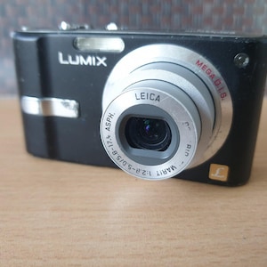 Panasonic DMC-FX12 Camera