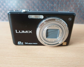 Panasonic Rare Green Lumix Vintage Digital Camera DMC-FP1, Tested