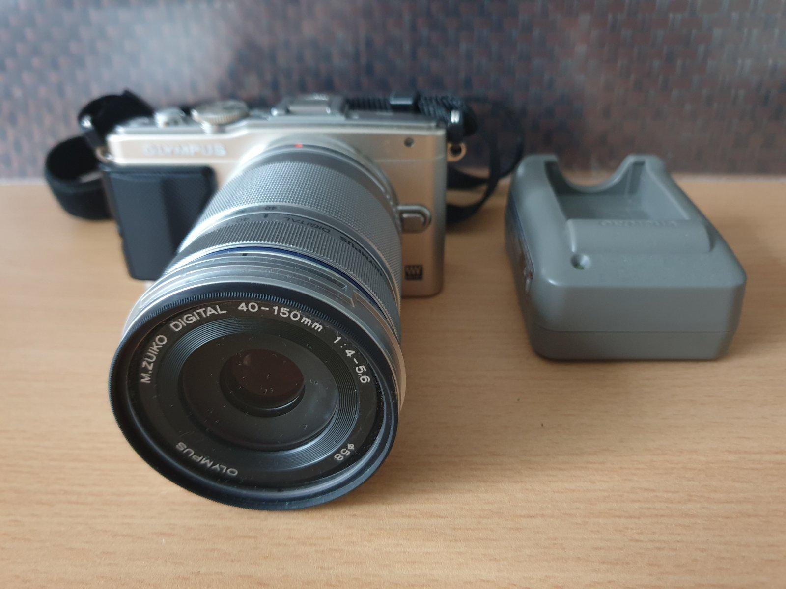 Olympus Pen Lite E-PL5 Camera With Olympus M.zuiko Digital