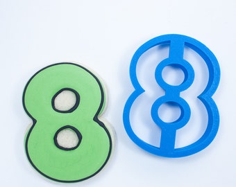 Number Eight Cookie Cutter