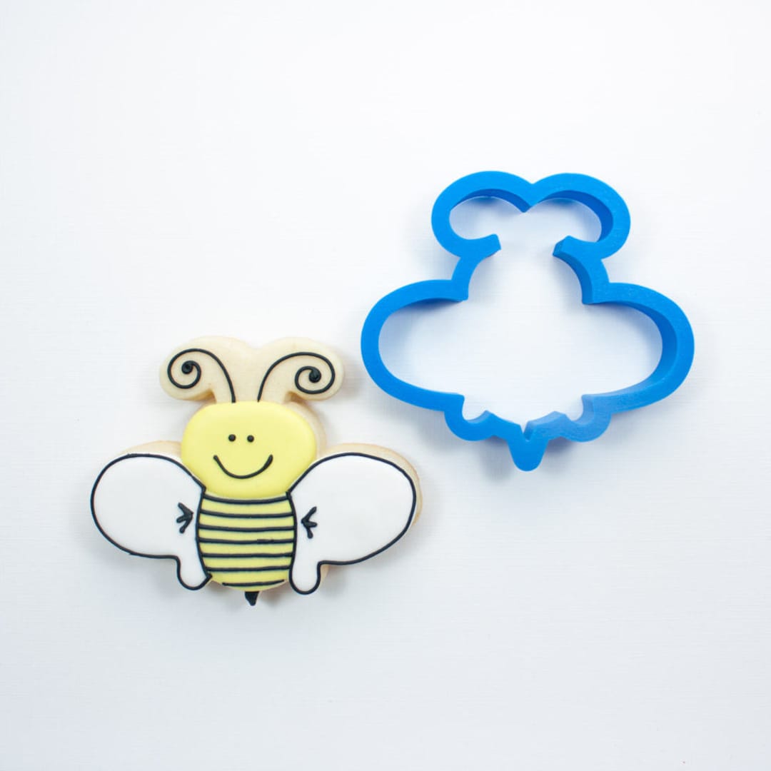 Whimsy Bumble Bee Cookie Cutter Bee Cookie Cutters Mini Etsy