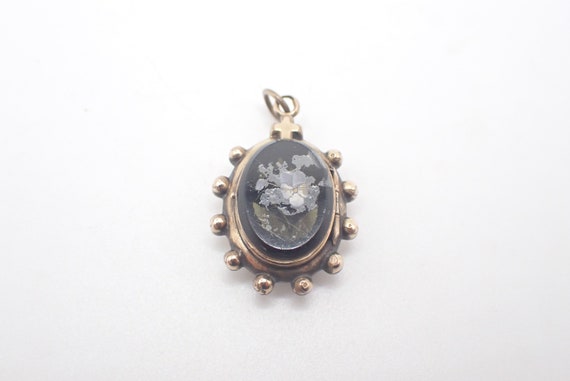 Antique Picture Photo Mourning Locket Gold Plated… - image 1