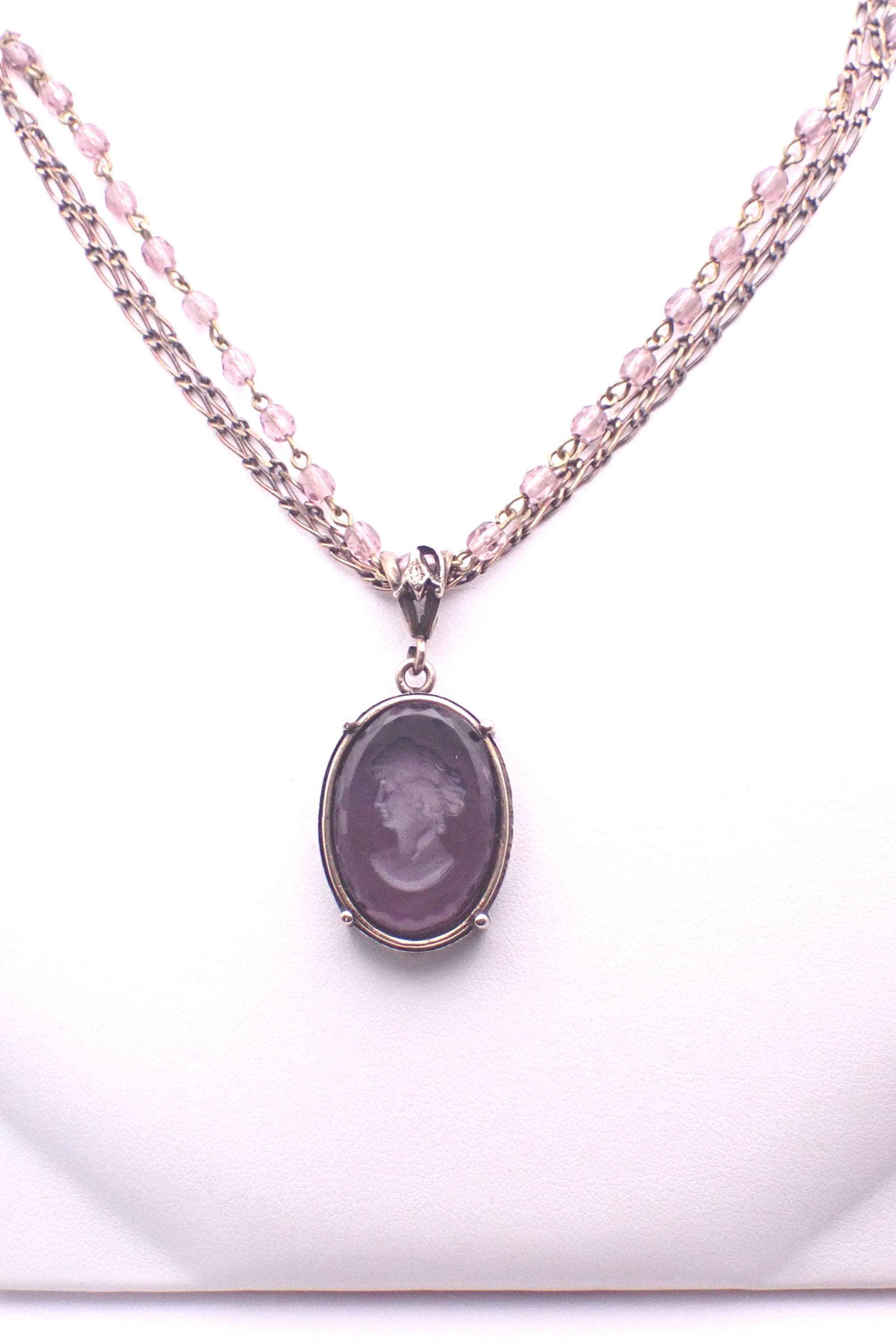 Extasiaビンテージネックレス Vintage Extasia Victorian Style German Amethyst Glass Intaglio
