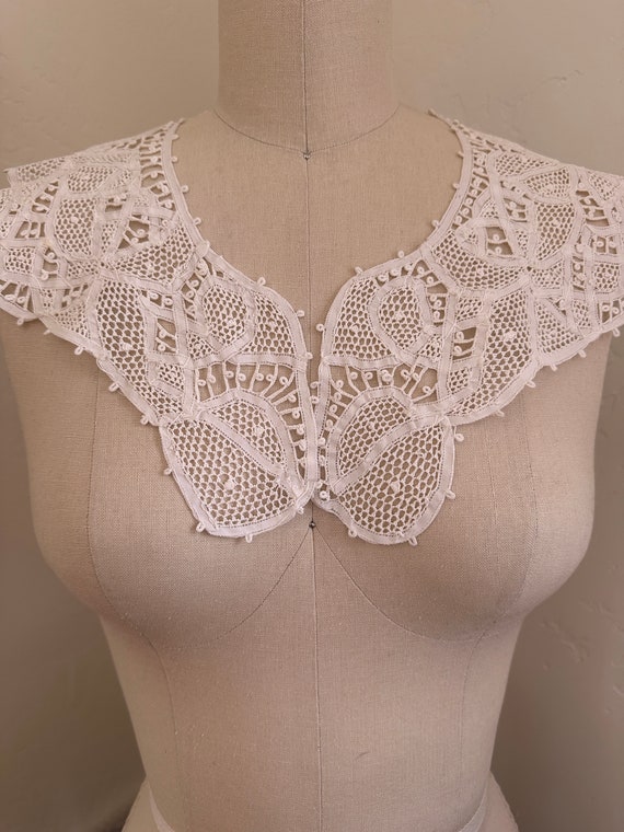 Vintage Brussels fine lace collar - image 7