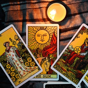 Passado Presente Futuro Tarot 3 Leitura de cartas por Dymphna de Bespell & Co.