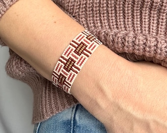 Loom Bead Bracelet Pattern,  Miyuki Delica Bracelet with Minimalist Design, Bead Weaving Pattern for Beginner - Lines