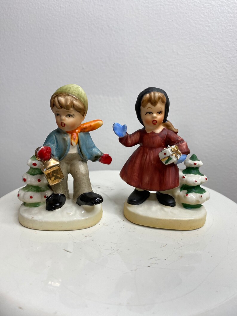 Vintage Napco Christmas Figurines Trees Good Lantern Present Etsy