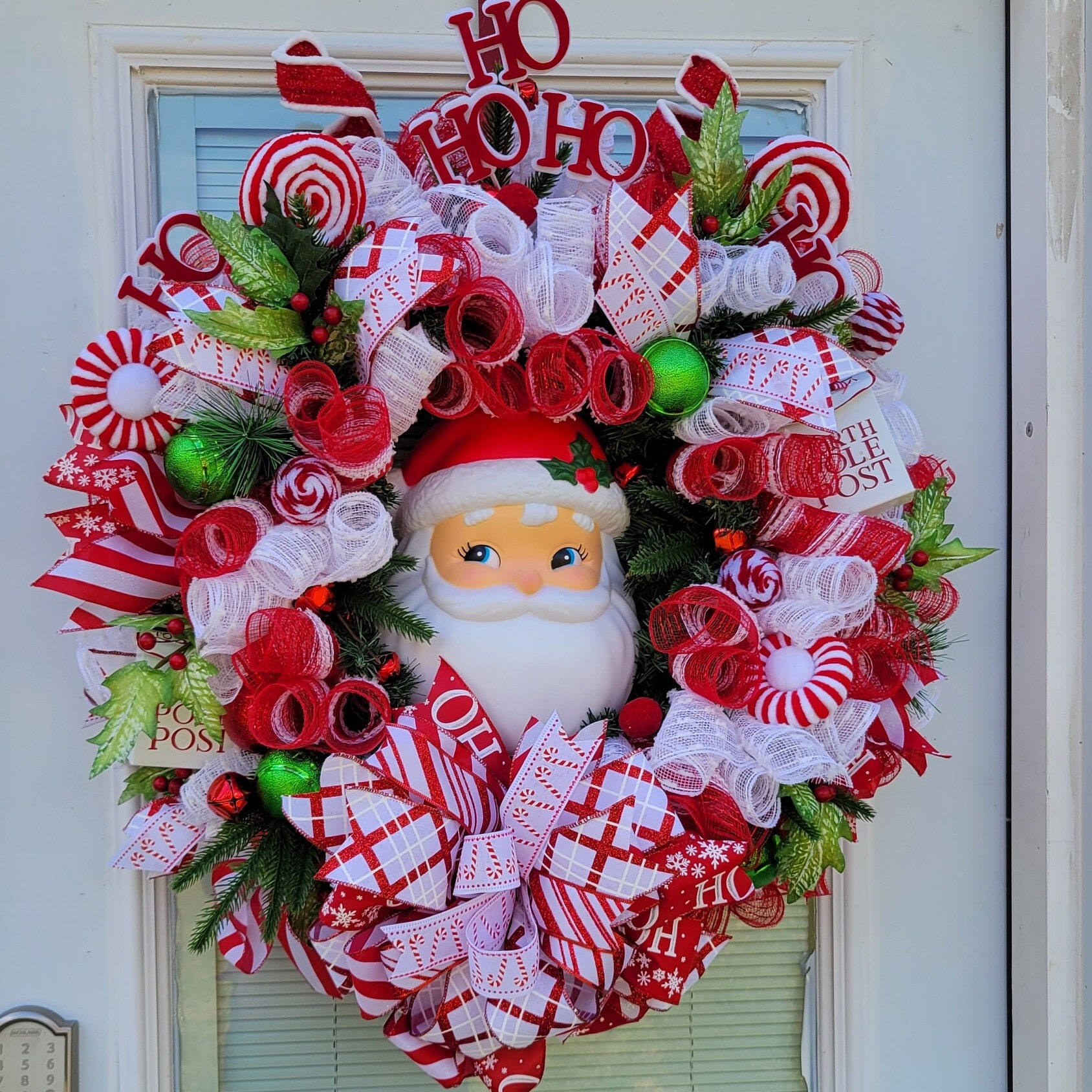 Santa wreath discount