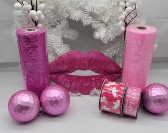 Valentine's wreath kit, wreath kits, kisses wreath kit, wreath kit
