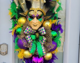 Mardi Gras swag,  Mardi Gras swag for front door, Mardi Gras decor, Mardi Gras decorating, Mardi Gras wreath