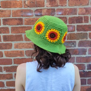 Chapeau bob en crochet IN BLOOM image 4