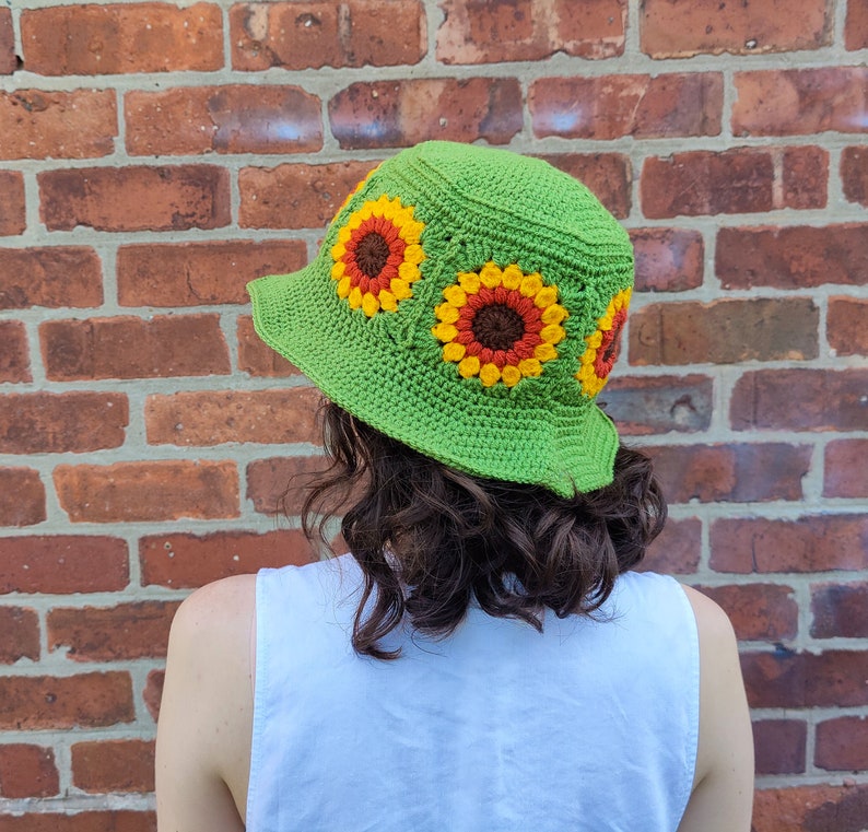 Chapeau bob en crochet IN BLOOM image 4