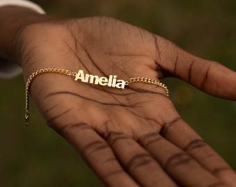 Custom Name Bracelet with Curb Chain, Personalized Grandma Bracelet, Dainty Name Jewelry, Mothers Day Gift for Her, Birthday Gift