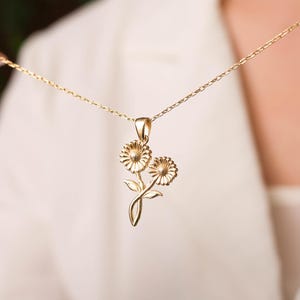 Custom 3D Birth Flower Necklace for Mom, Personalized Birth Month Flower Jewelry, Birthflower Gift for Grandma, Mothers Day Gift for Her