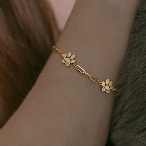 Engraved Paw Print Bracelet | Pet Memorial Gift, Minimalist Paw Bracelet | Pet Keepsake Jewelry | Pet Bracelet, Christmas Gift For Pet Lover