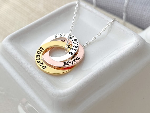 Circle name hotsell necklace for mom