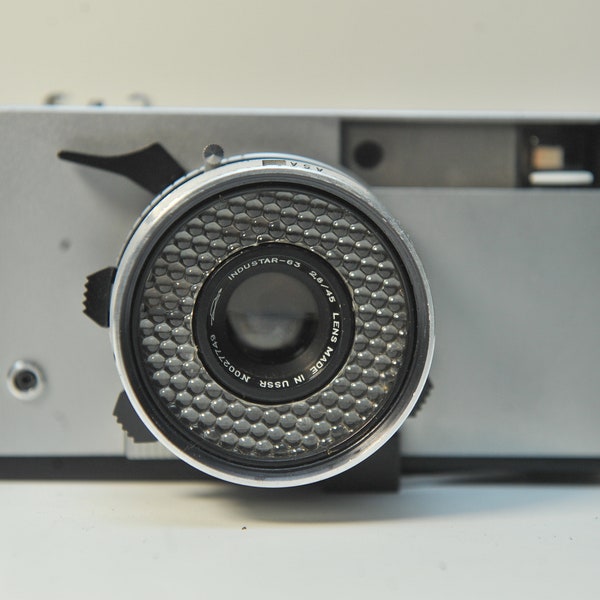 Zorki 10 35mm Rangefinder Camera With Industar-63  (Tessar) 45mm F2.8 Fixed Lens by KMZ 1964-78