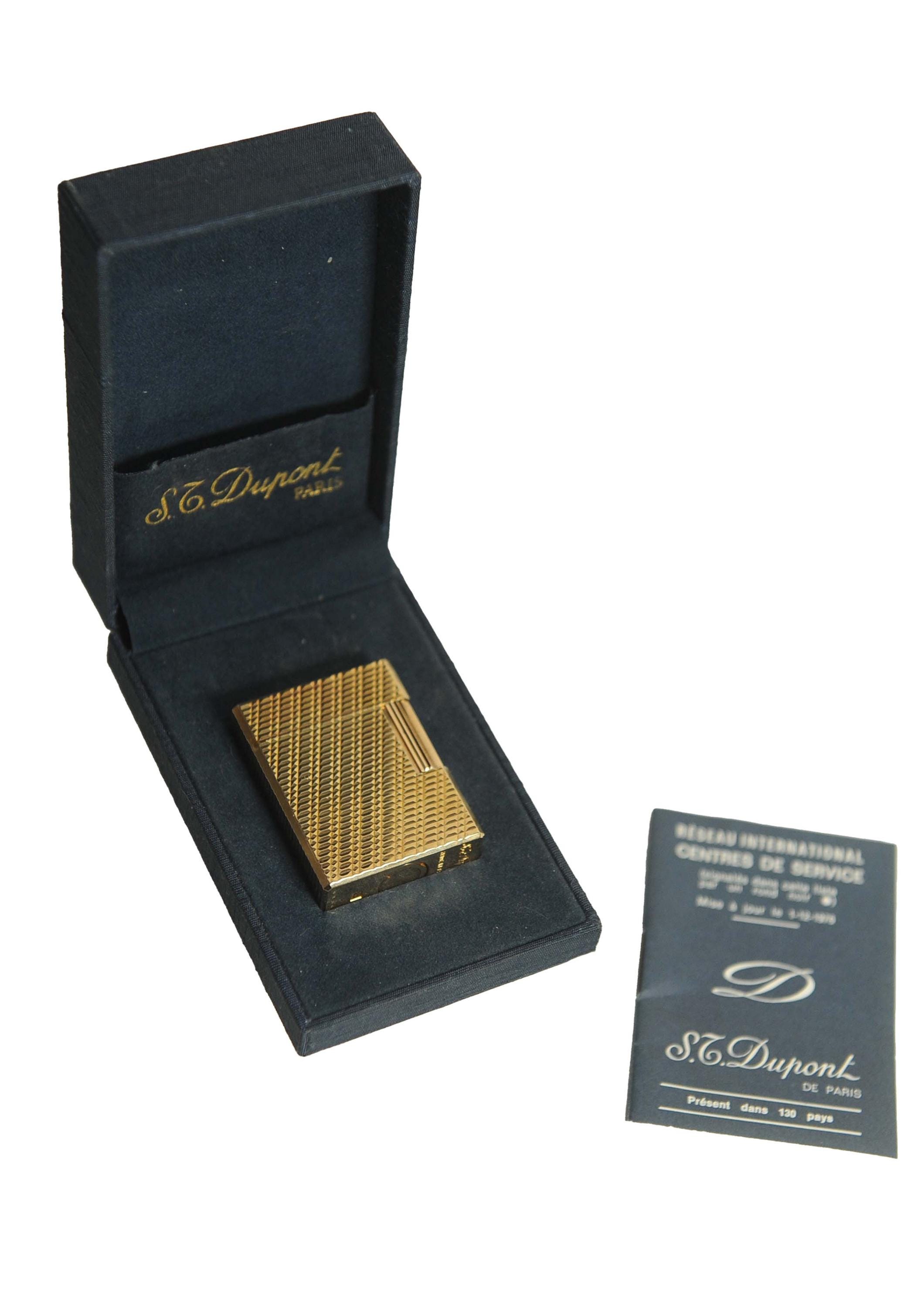 S.T. DuPont Vergoldetes Ligne 1 Kleines Paris Zigarettenanzünder In der Originalverpackung