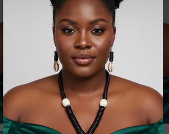 Necklace & Earings Set / Big Cowrie Shell