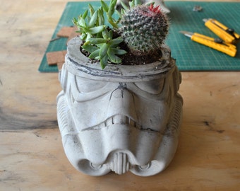 Flower Pot "Trooper"
