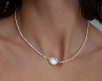 14K Solid Gold Freshwater Pearl Necklace. Dainty Pearl Choker. Anniversary Gift. Gift For Her.