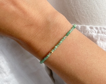 14k solid gold emerald bracelet. Delicate Emerald Bracelet. Anniversary Gift. Gifts for Her.