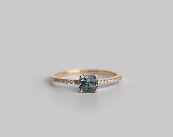 Unique Sapphire and Pave Diamond Ring in 14K Solid Gold. Dainty Teal Sapphire Ring. One of a Kind Statement Ring. Gift for Her.
