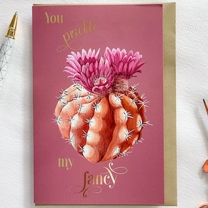 You Prickle My Fancy pin coussin cactus plante, piqûre jeu de mots carte de vœux. Carte de prune violette de Western Desert Palm Springs