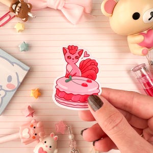 Hochglänzender rosa Vulpix Macaron Sticker