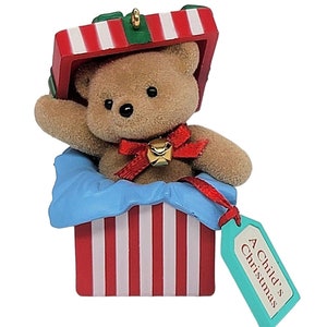 Vtg 1993 Hallmark Keepsake Ornament A Child&#39;s Christmas Teddy Bear In Present