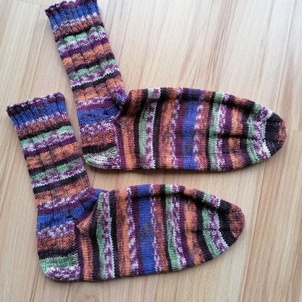 Gr.37/38 Stricksocken, Sofasocken, bunt gestreift, hautsympathisch, vegan, handarbeit, verstärkte Ferse