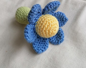 Baby rattle, teething toy, daisy, flower