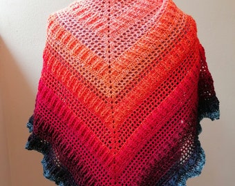large shawl, scarf, triangular shawl, crocheted with esquonic gradient yarn VULKAN, crocheted stole