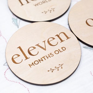 Monthly Baby Milestone Baby Announcement Baby Monthly Milestones Baby Girl Boy Wooden Plaque Milestone Cards Engraved Baby Gift Newborn Gift