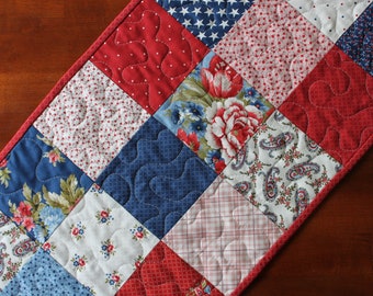 American Table Runner, Quilted 4th of July Table Runner, Belle Isle, Independence Day Table Runner, Americana Decor
