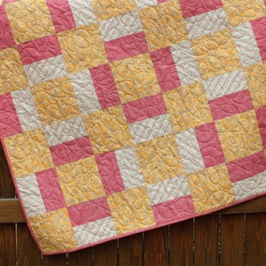 Baby Quilt Pattern, Digital Quilt Pattern, Flip Flop Baby Quilt Pattern, Square Baby Quilt Pattern, Beginner Quilt Pattern, Easy Pattern image 2