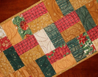 Christmas Table Runner, Gold Quilted Christmas Table Runner, Traditional Christmas Table Runner, Centerpiece, Red Green Gold, Handmade