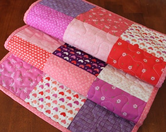 Quilted Valentine Table Runner, Valentine Table Runner, Red Table Runner, Heart Table Runner, Pink Red Purple White